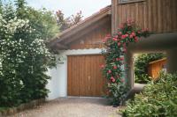 Hauszufahrt Bild 9: Ferienwohnung Breyer auf der Halbinsel Höri am Bodensee