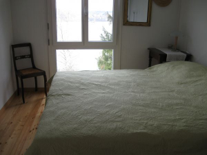 Schlafzimmer mit Doppelbett.Bedroom w/queen size bed. - Bild 4: Ferienwohnung Unterseeblick