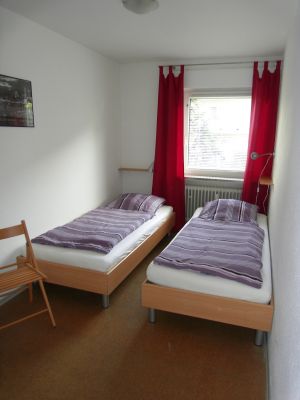 Schlafzimmer 2 - Bild 5: Ferienwohnung B im Ferienhaus Homburger