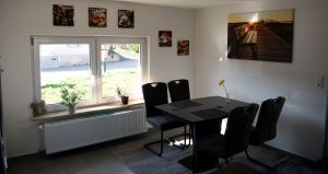 Esszimmer Bild 15: Bodensee / Halbinsel Höri / Ferienwohnung Rosa 2.0